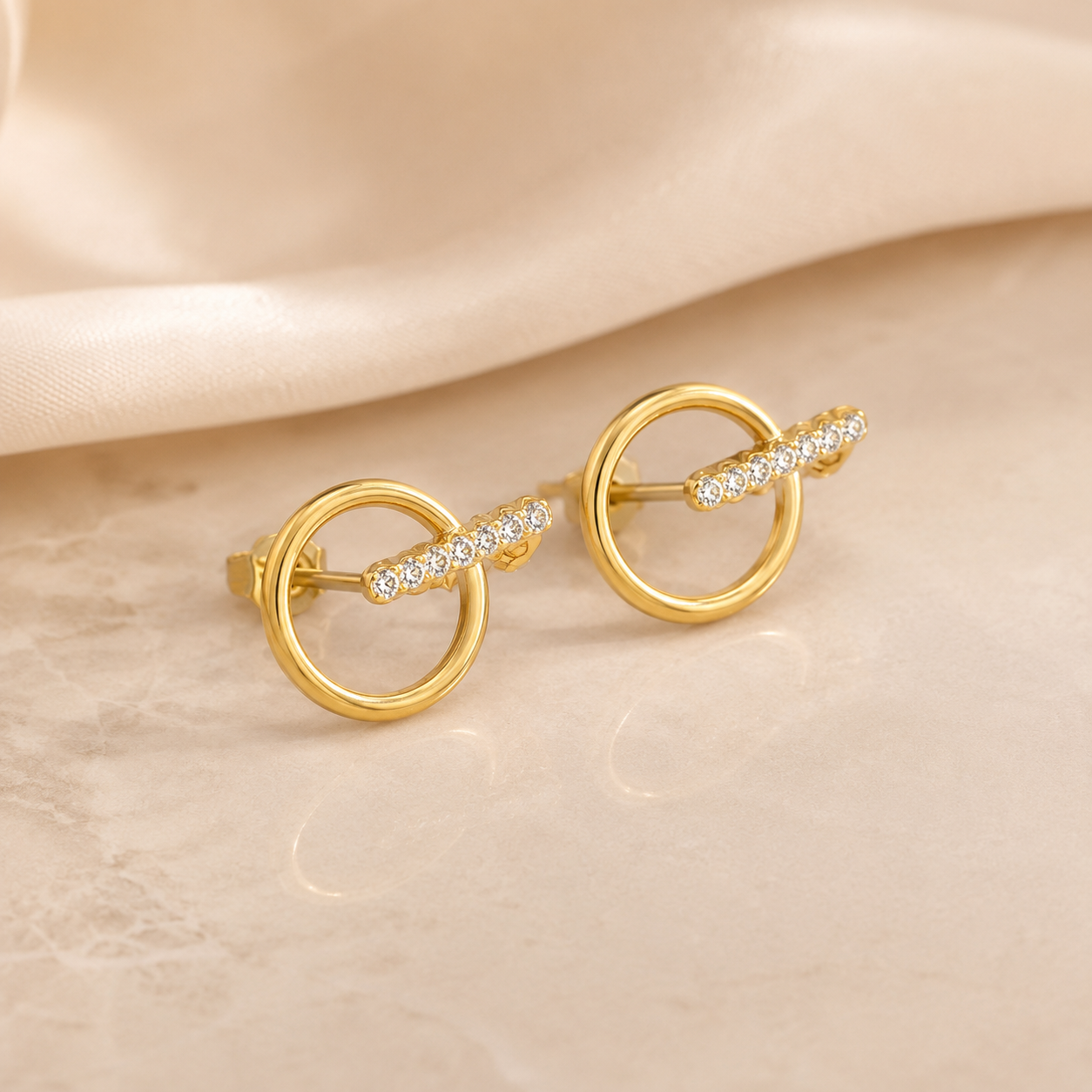 Ziya Circle Spark Stud Earrings