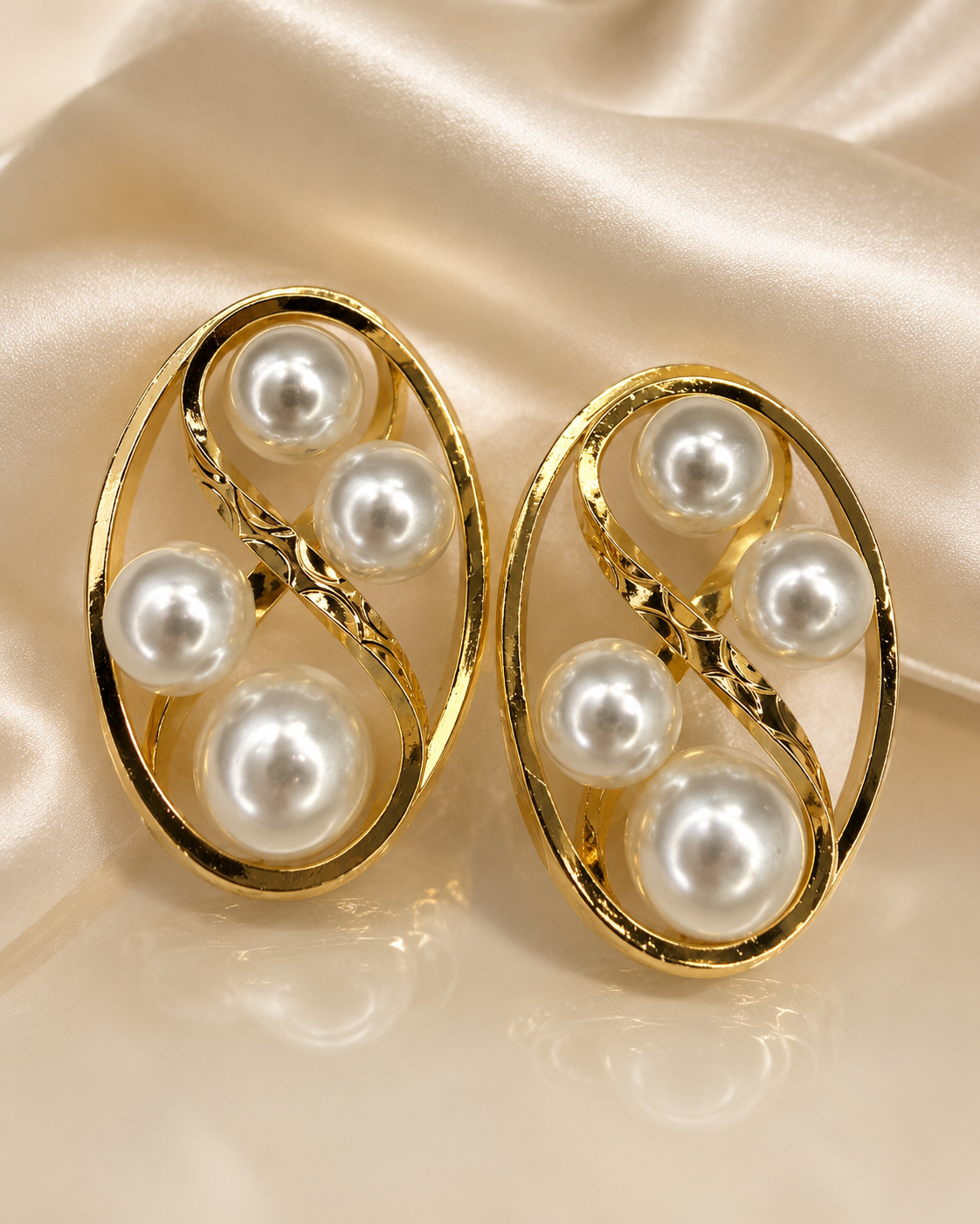Pearl Orbit Earrings