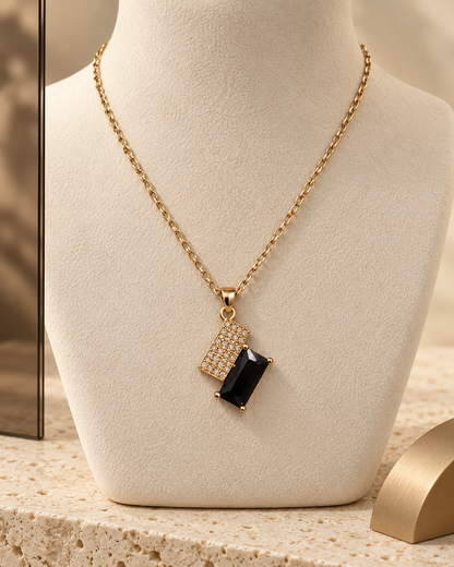 Noir Duo Pendant