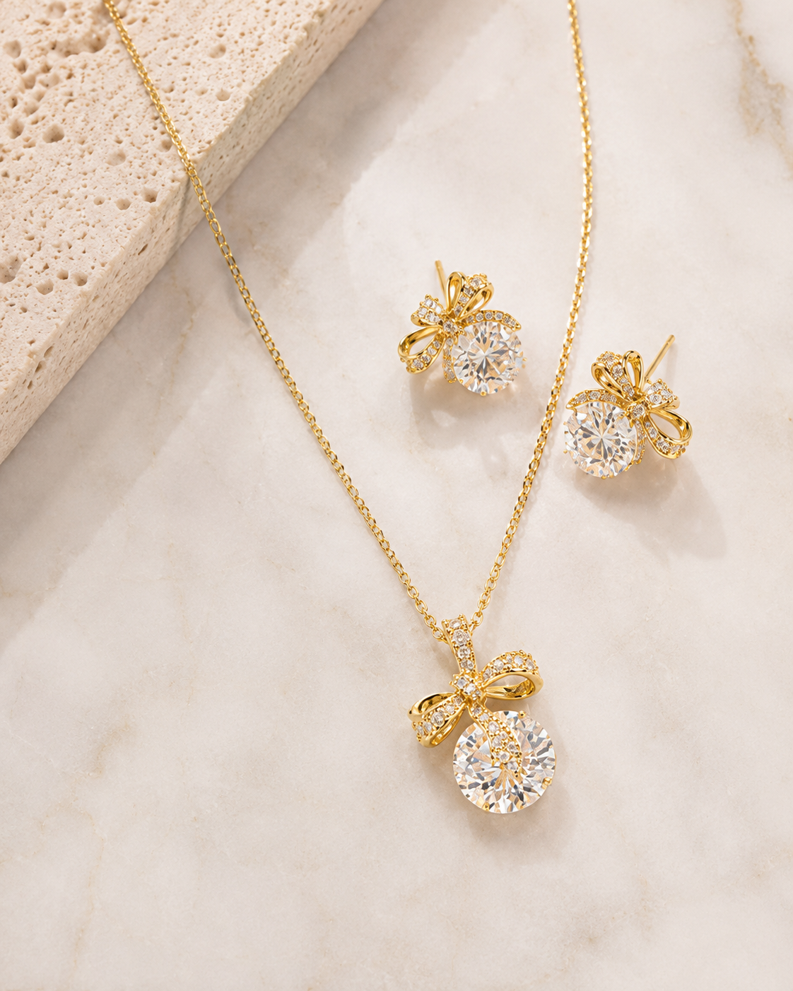 Golden Bow Solitaire Jewellery Set