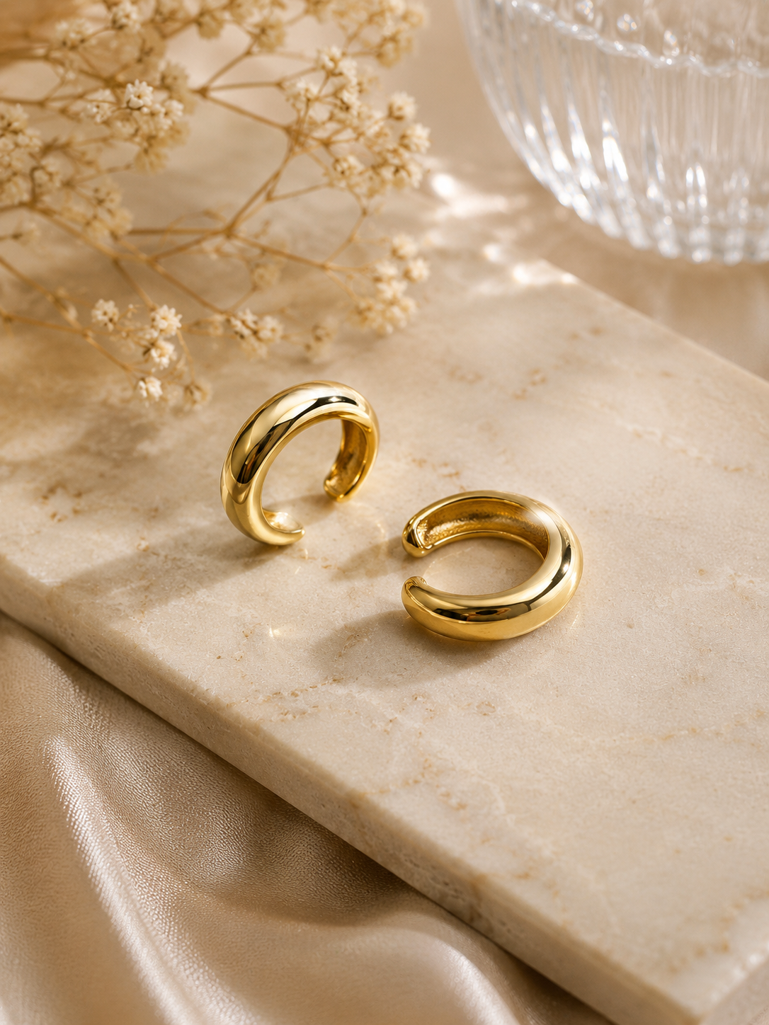 Ziya Sleek Gold Ear Cuffs